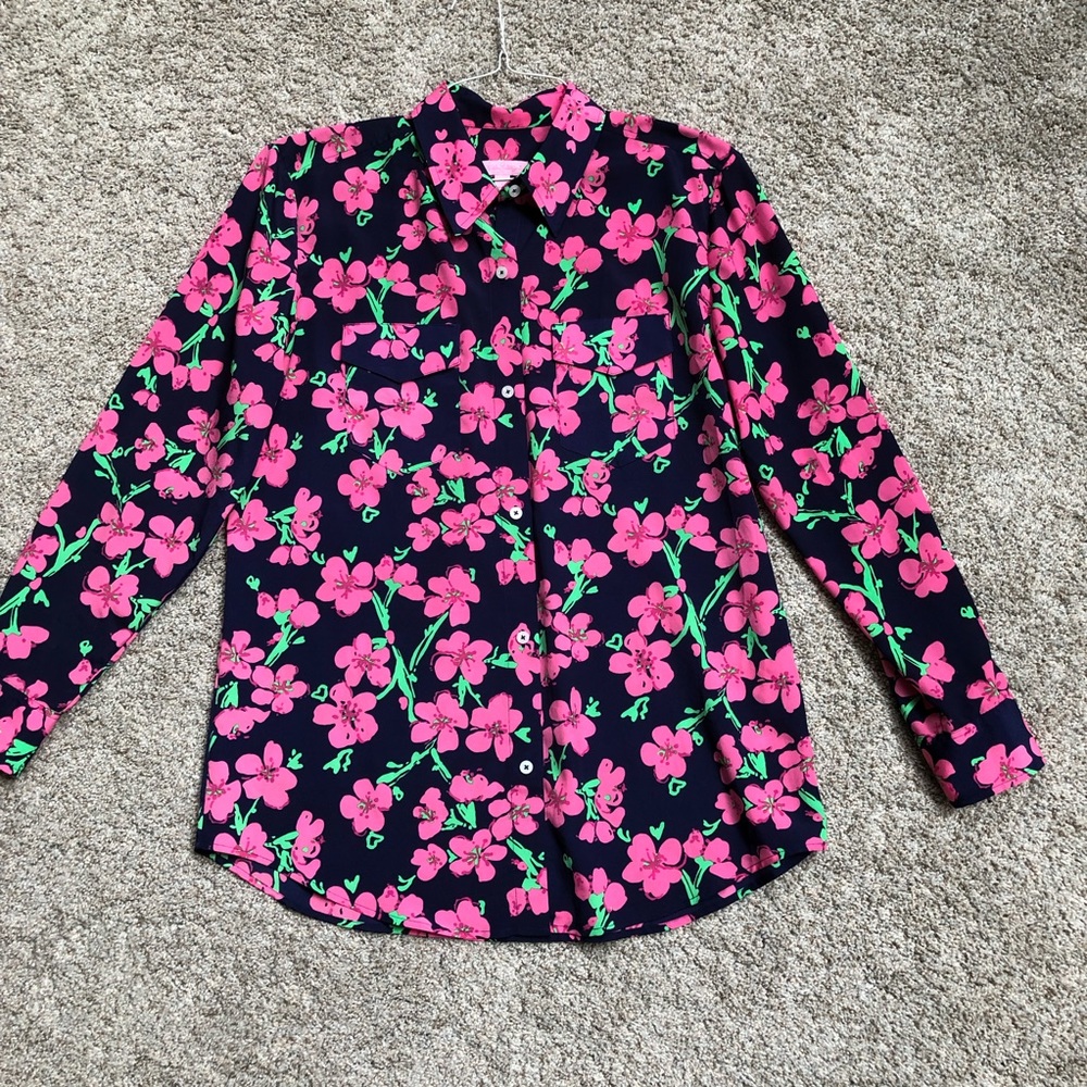 Lilly Pulitzer women’s size large shirt